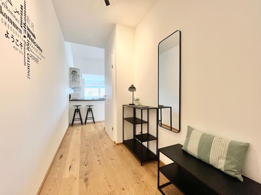 Orestaliving - Penthouse In 1020 Вена Экстерьер фото