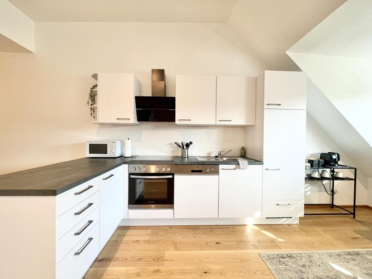 Orestaliving - Penthouse In 1020 Вена Экстерьер фото